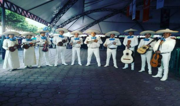 Mariachi en Cancún - Mariachi Charros del Caribe